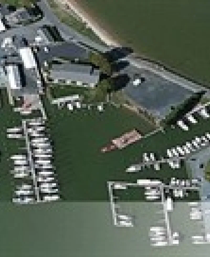 Brewer Oxford Boatyard and Marina Photo