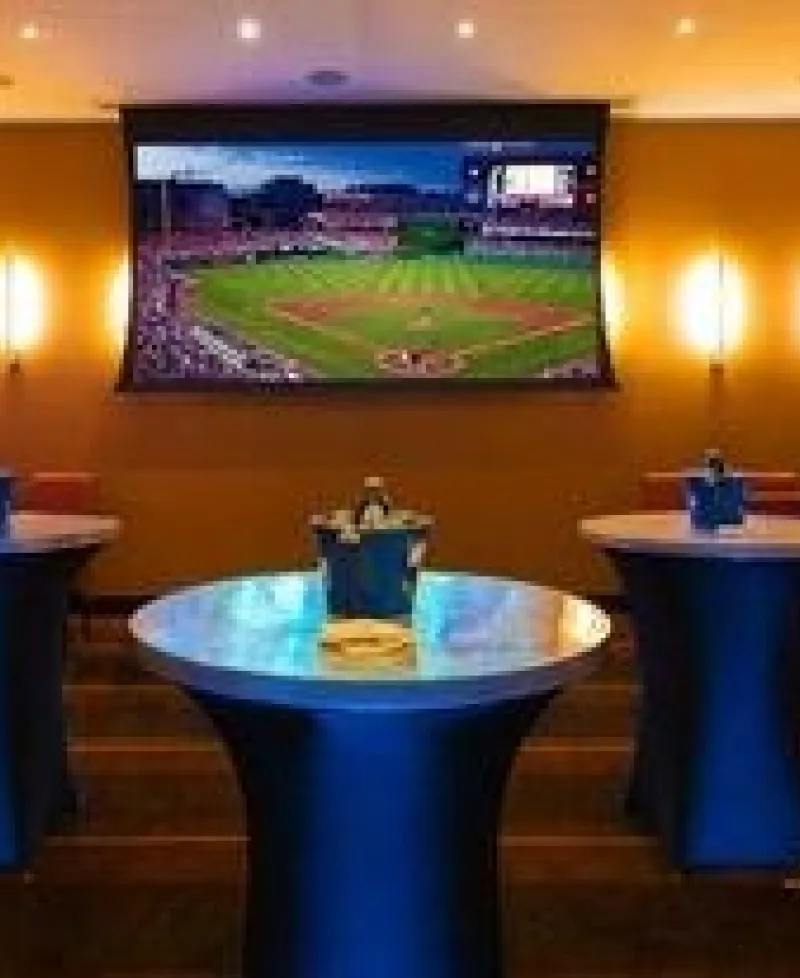 National Pastime Sports Bar &amp; Grill Photo