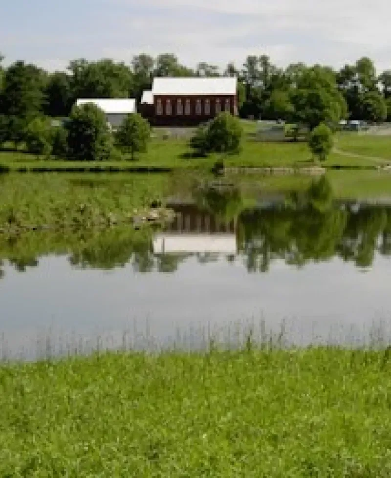 Larriland barn Photo