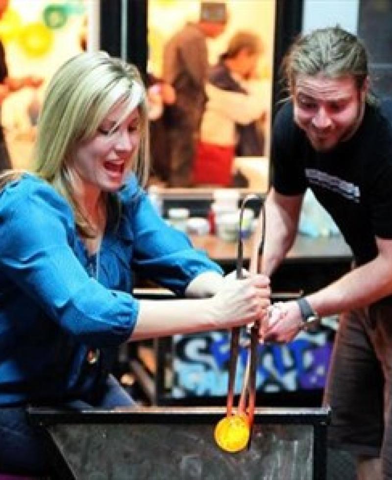 Jeffrey Auxer glass class Photo