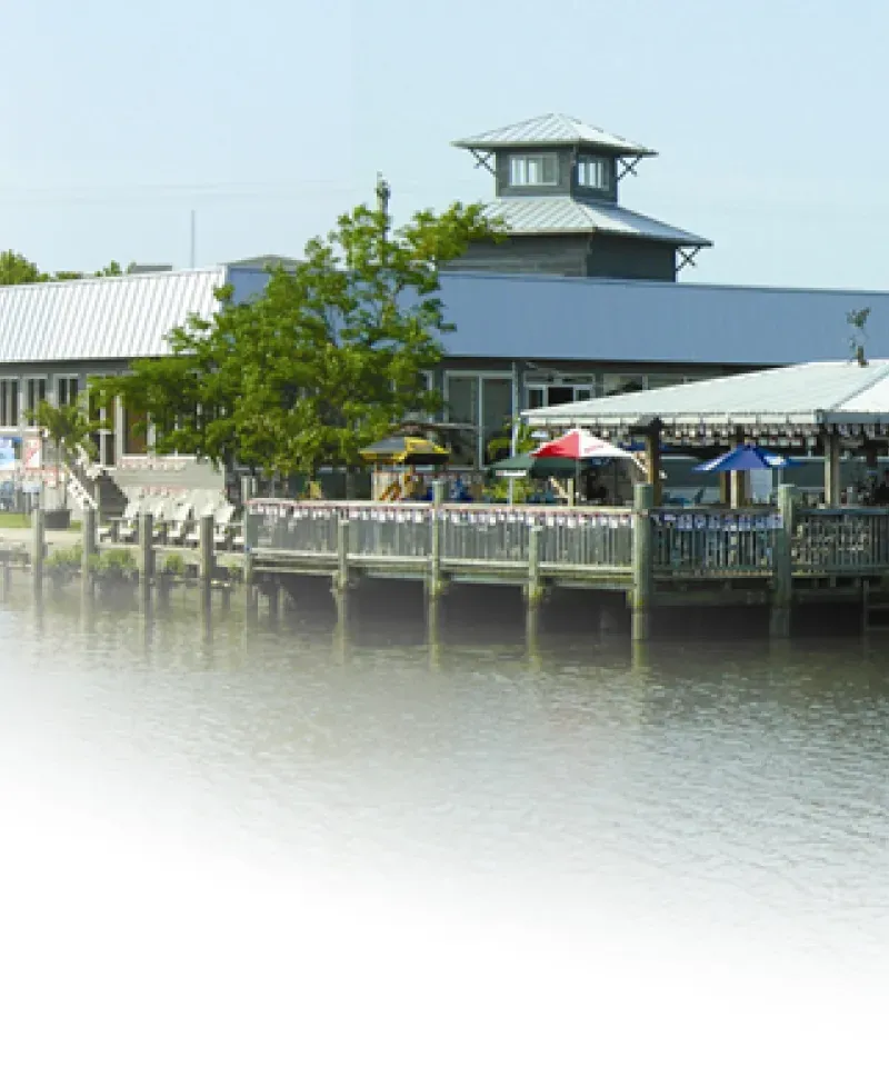 Brew River restaurant exterior view Photo