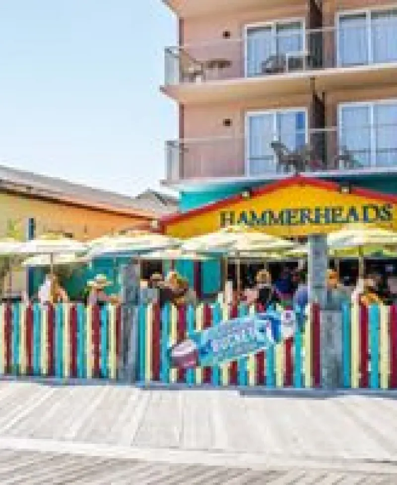 Hammerhead's Bar &amp; Grille exterior view Photo