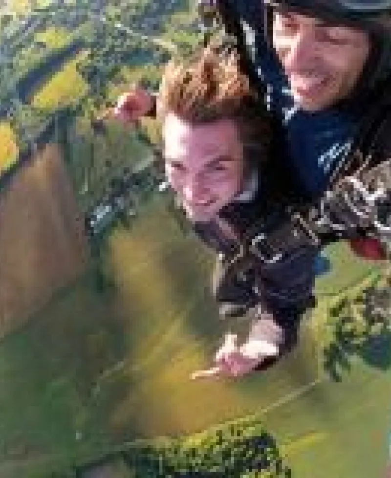 Skydiving in Baltimore Photo