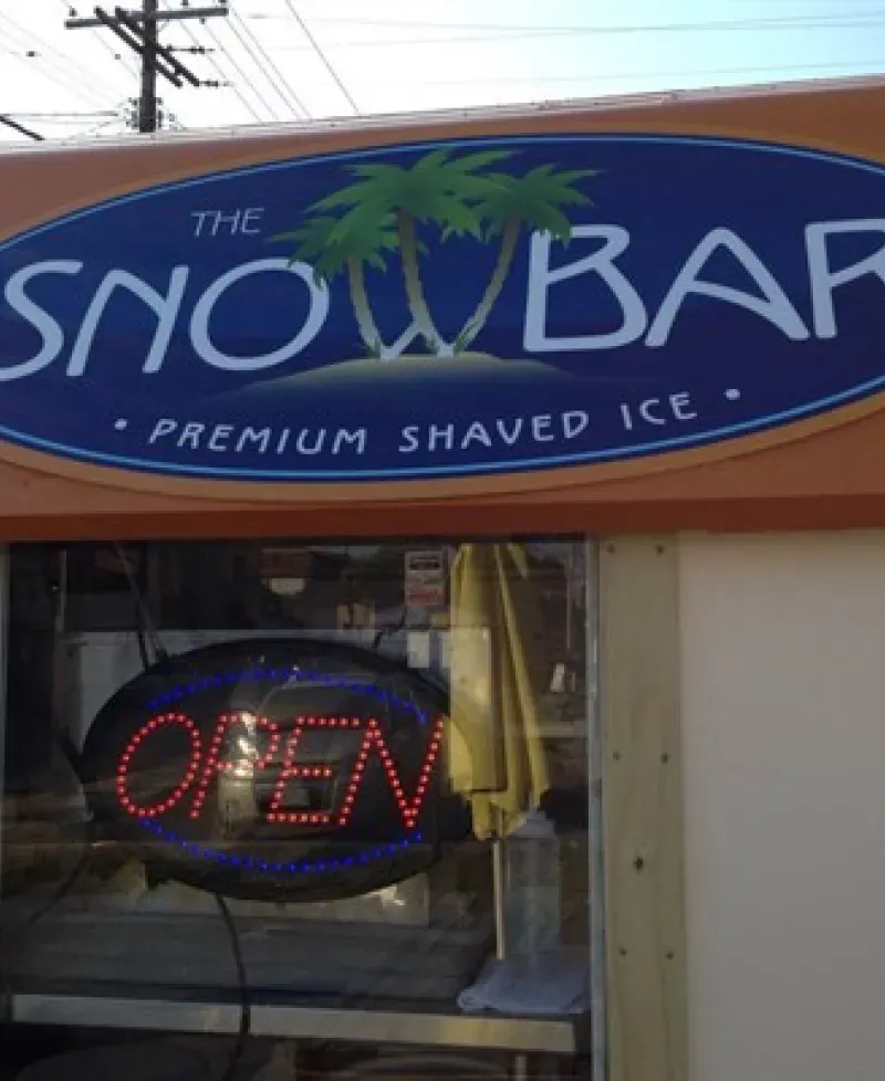 Snowbar Photo