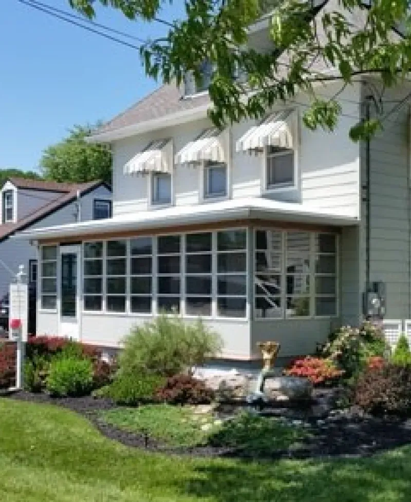 Sharp Street exterior view Photo