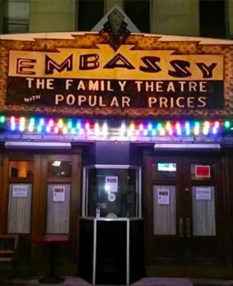 Exterior of New Embassy Theatre Photo