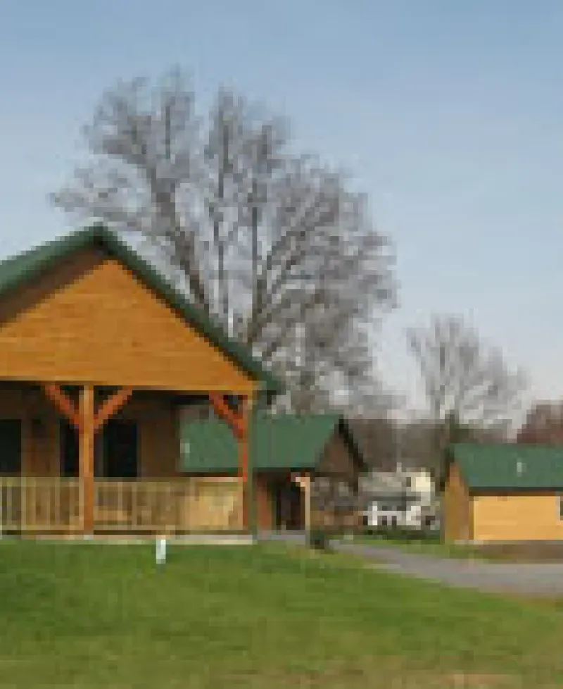 Image of 7 Cabins Lodge Photo