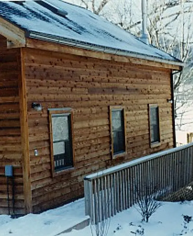Side-view of Drakes Nest Photo