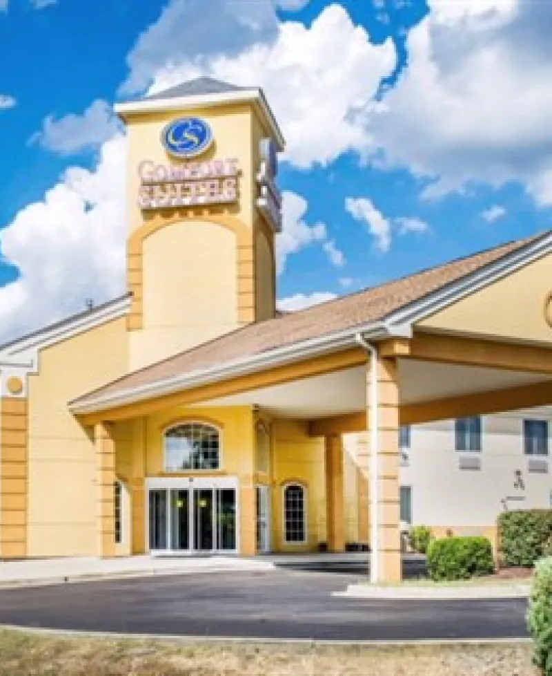 Comfort Suites-Waldorf exterior Photo