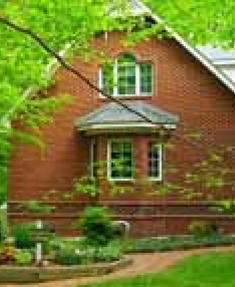 Brictoria Cottage exterior view Photo