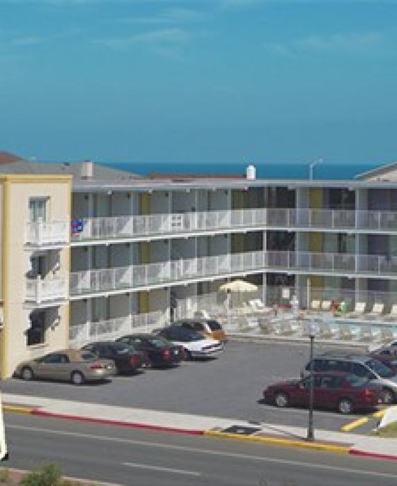 Empress Motel exterior Photo