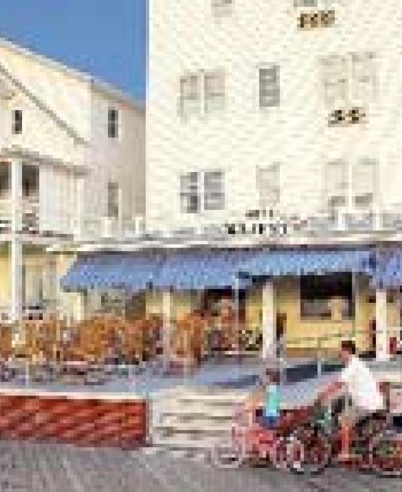 Picture of the Majestic Hotel/Apartments Photo