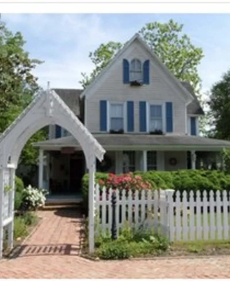 Princess Anne Book Lovers Inn Photo