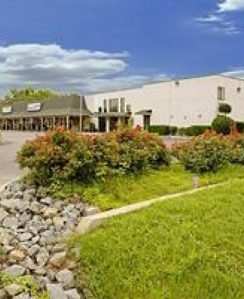 America's Best Value Inn-Cambridge exterior view Photo