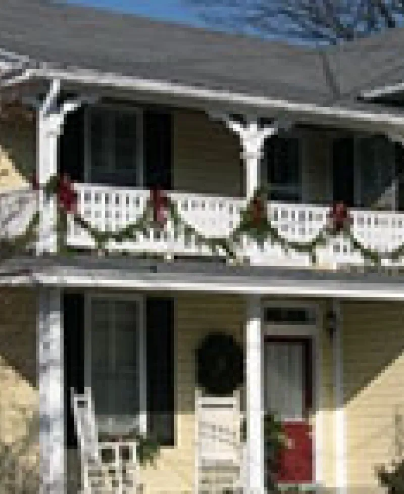 Cherry Street Inn Photo