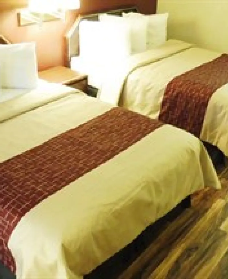 Red Roof Inn-Edgewood guest room Photo