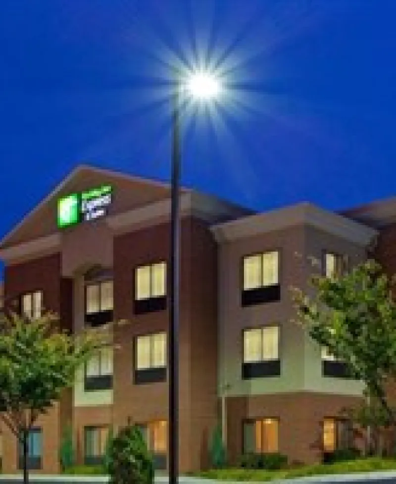 Holiday Inn Express-Chestertown exterior view Photo