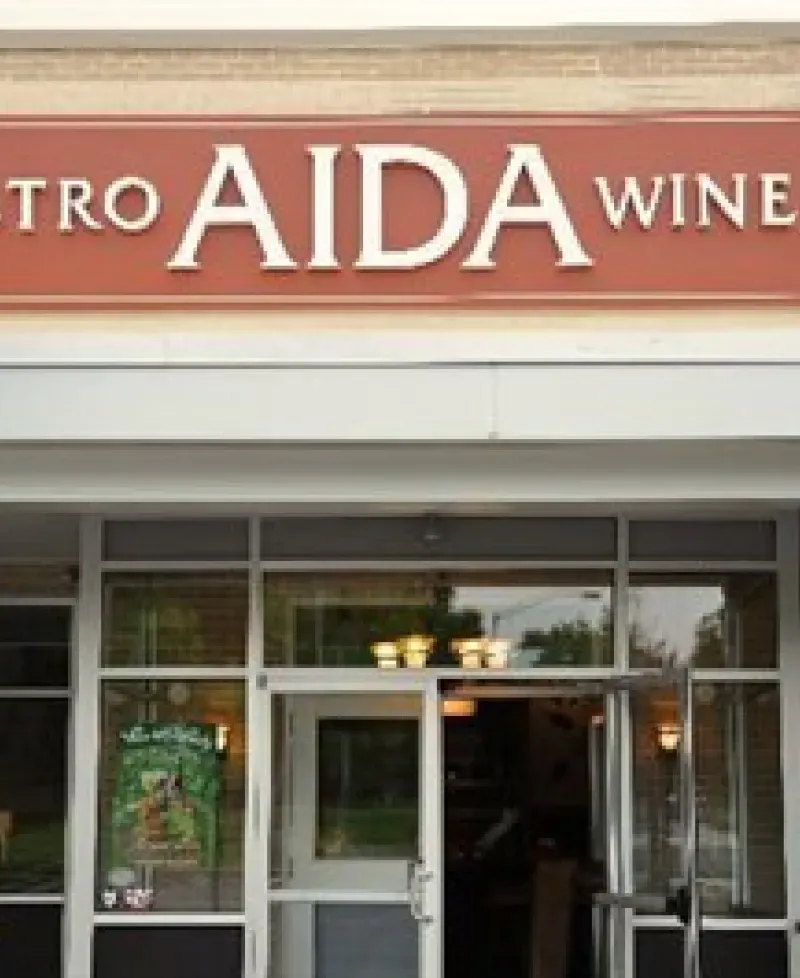 AIDA Bistro Wine Bar exterior view Photo