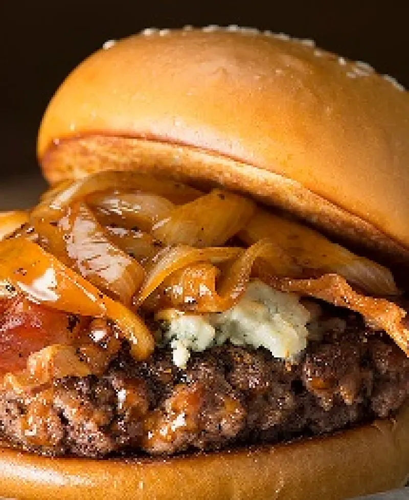 The Cheeseburger called "Paradise." Photo