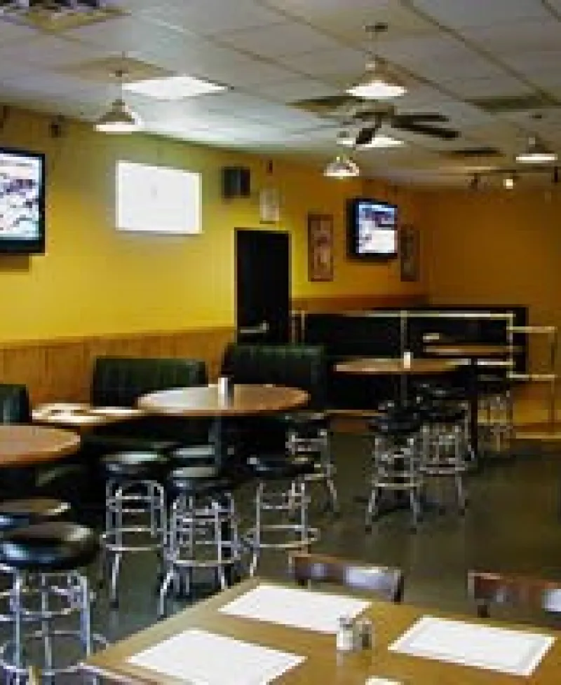 Patrick's Pub dining area Photo