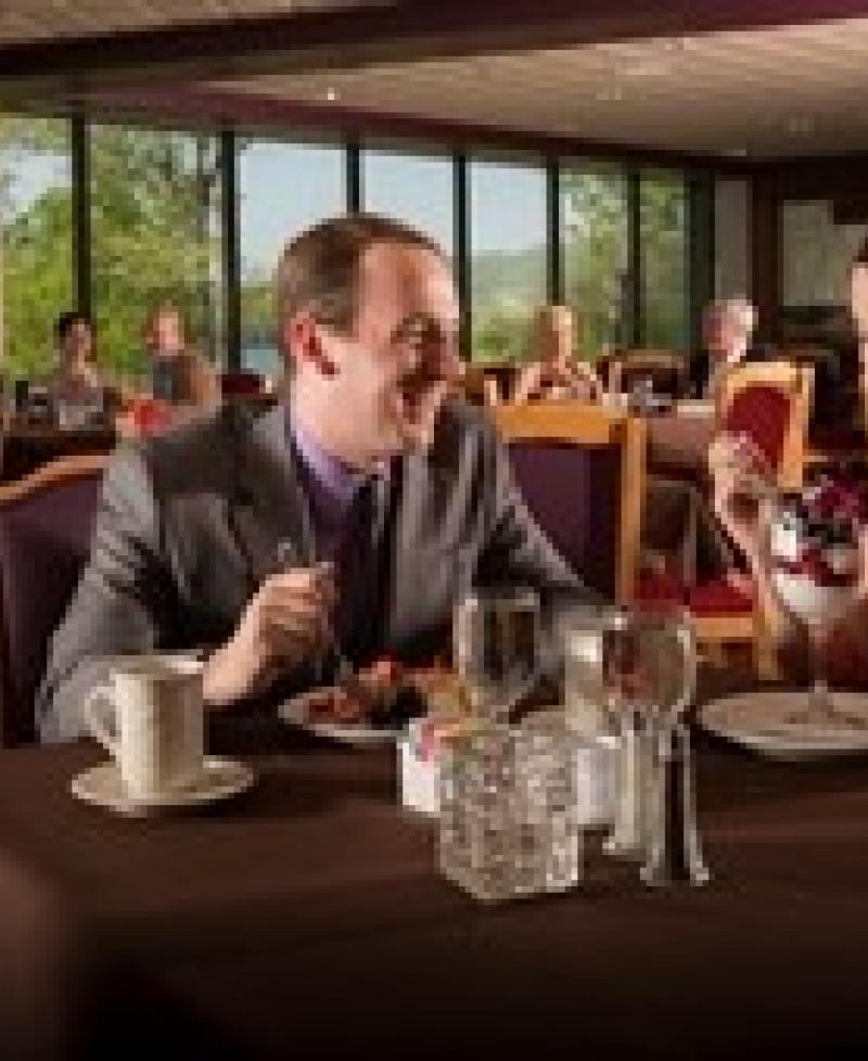 Rocky Gap Lodge-Lakeside Restaurant Photo
