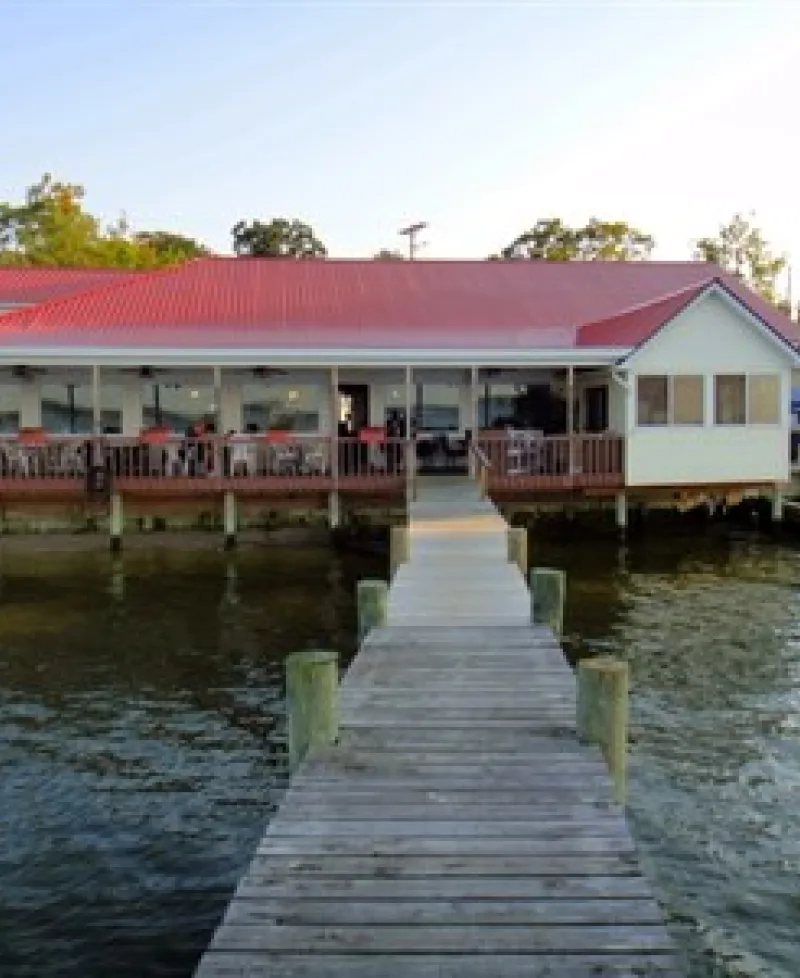 Sandgates Inn exterior view Photo