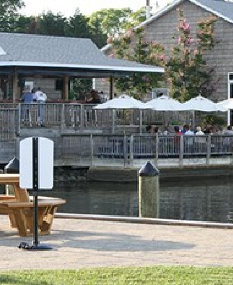 Stoney's Seafood House-Broomes Island Photo