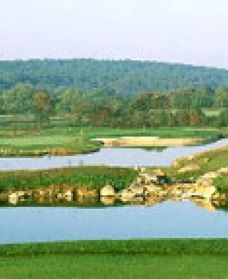 Hayfields Golf Course Photo