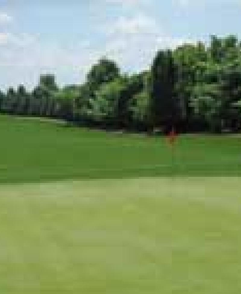 Oakmont Green Golf Course Photo