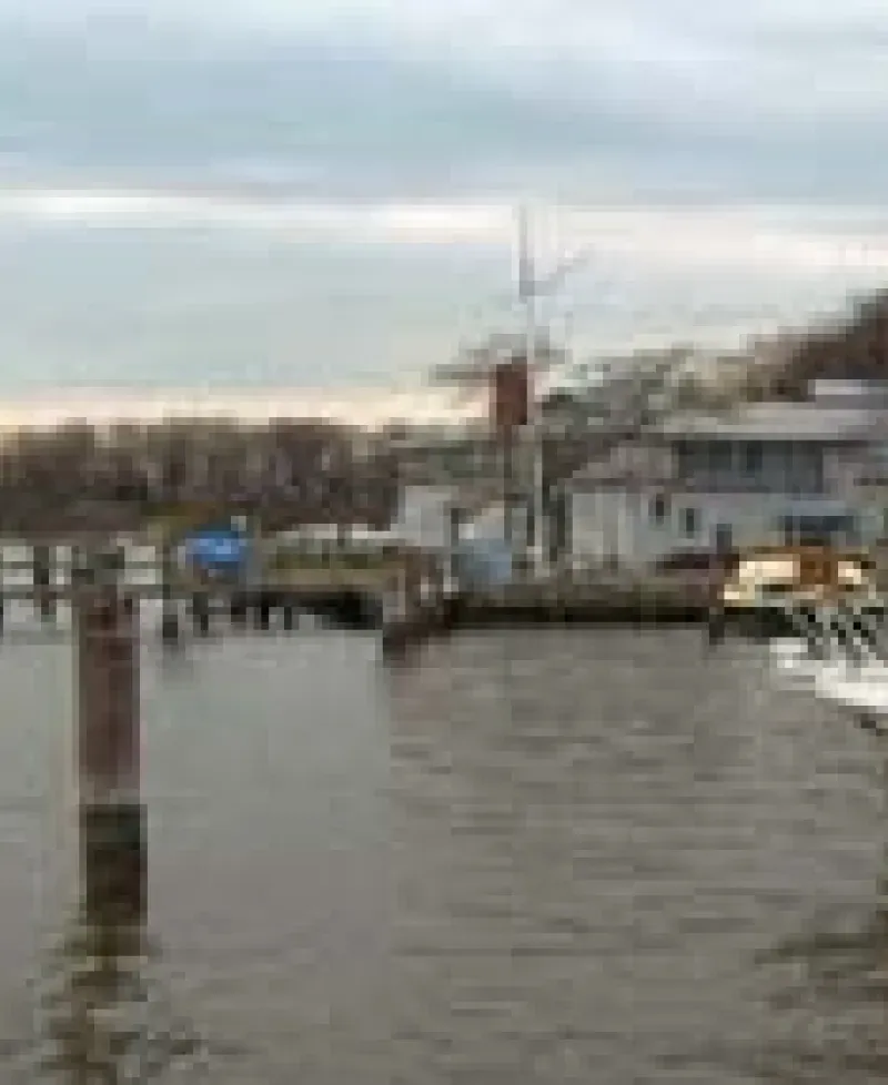 Owens Marina Photo