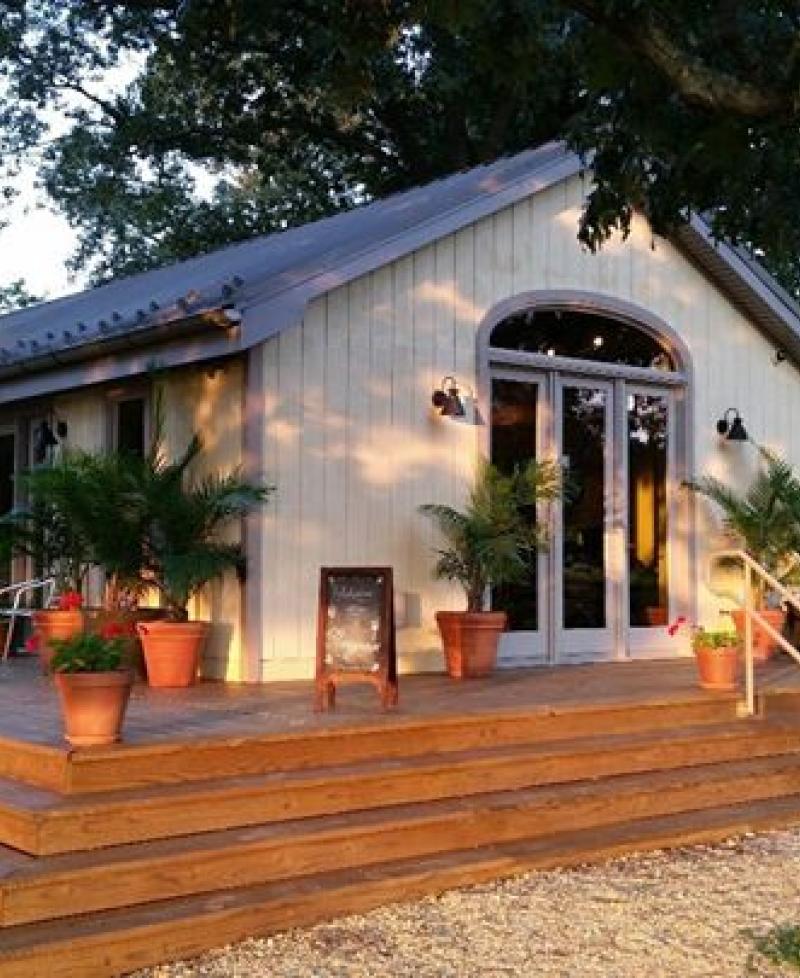 Perigeaux Vineyards &amp; Winery tasting room Photo