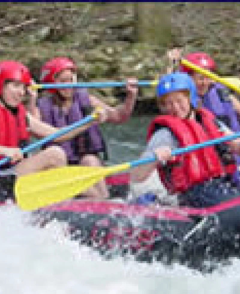 White water rafting Photo