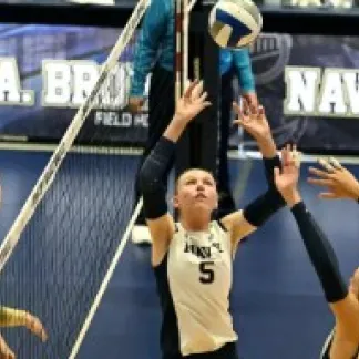 Player setting the ball Photo