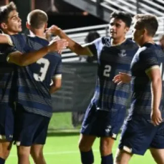 Player huddle Photo