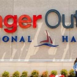 Tanger National Harbor Shopping Photo
